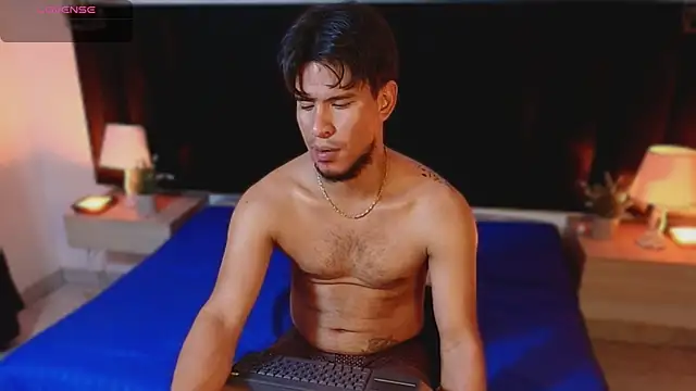JacobWolf__ live cam on StripChat