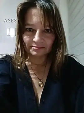karen--03 - KAREN--03's free webcam - UK Sex Cams