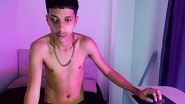 jl_brayan12 - Jl_brayan12's free webcam - UK Sex Cams