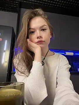 Alice_Night webcam