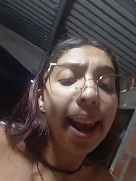 aziel_ardiente webcam