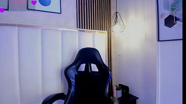 AngelaJones webcam