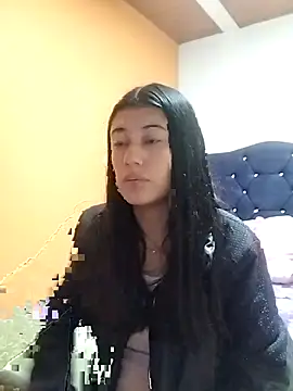 Maya_Rave_ webcam
