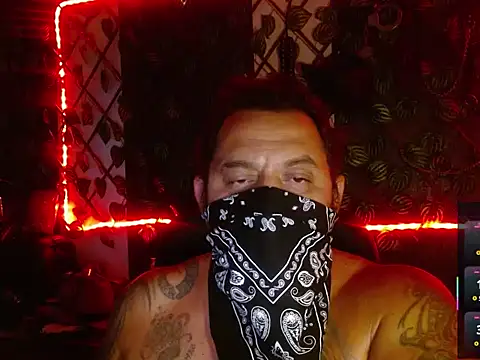 mr_wolf46 live cam on StripChat