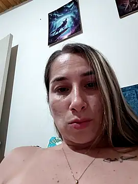 Lipzzy_sun20 webcam