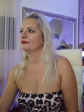 LadyTouch webcam