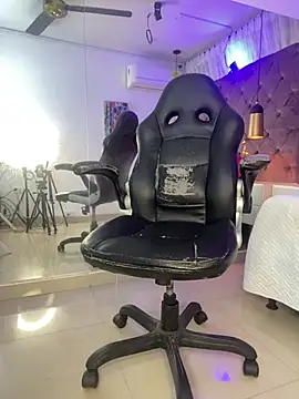 Auri__ webcam