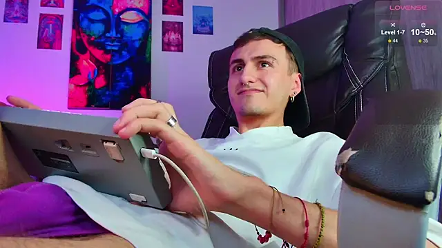 dimitri-bilak live cam on StripChat