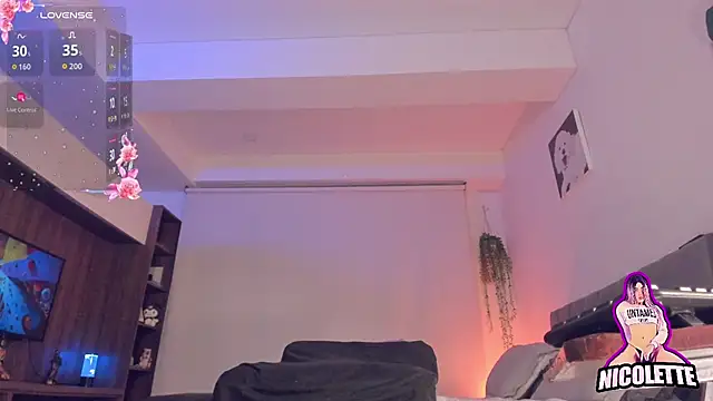 nicolette_tay webcam
