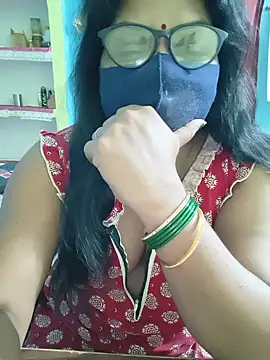 sexxyrenukaa webcam