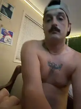 PoundedCajunGuy93 webcam