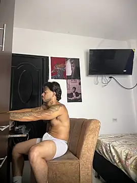 Kenny_romano webcam