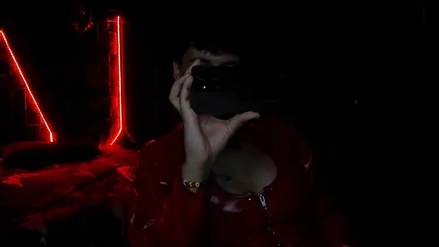 VioletFaith webcam