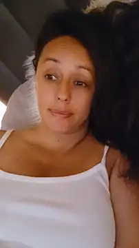 SaharaGarcia__ webcam