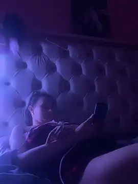 Flossy_Vettie live cam on StripChat