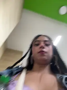 LilacNoir webcam