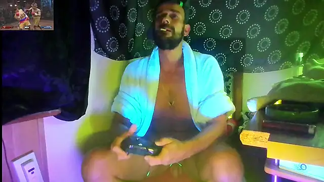 Guyst049 webcam