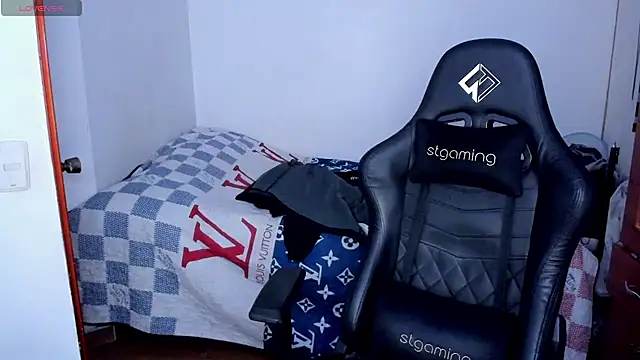 Tommy_Bred webcam