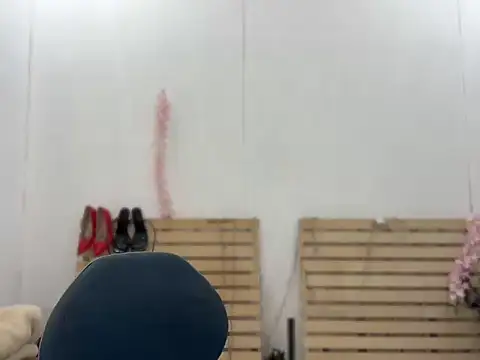 sweet_yummy69 webcam