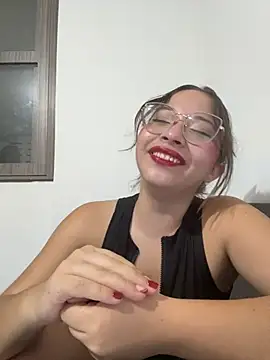 AliciaWhite_nt webcam