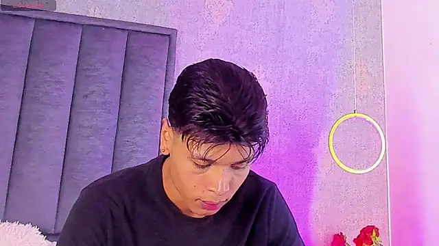 Alejandroo_Montenegro webcam