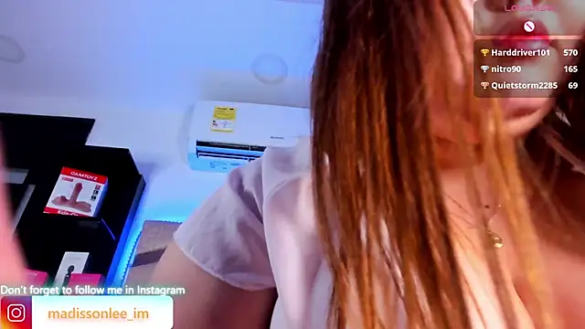 MadissonLee__ webcam