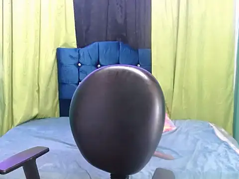 Violettadreams webcam