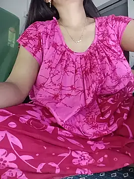 Saniya76 webcam