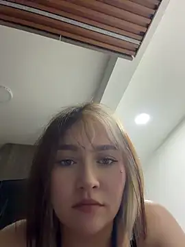 Daniela_ruizz webcam
