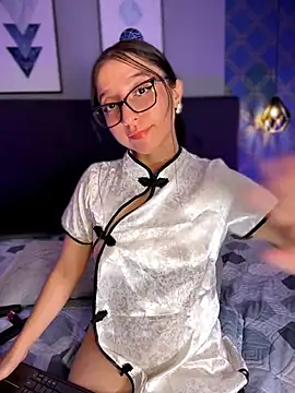 LilyBauer webcam