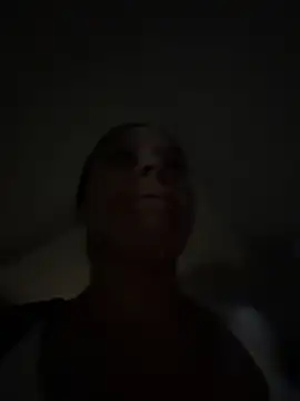 Elara_Luxe webcam