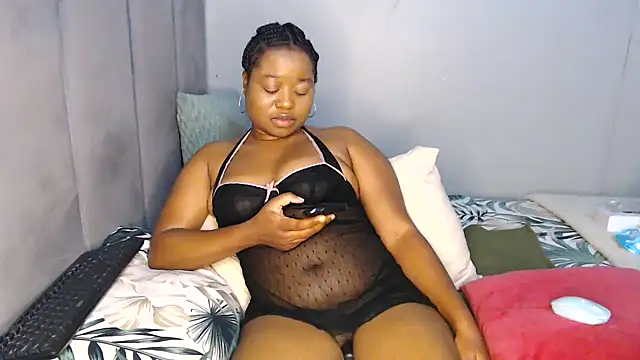 Sexyboobs330 webcam