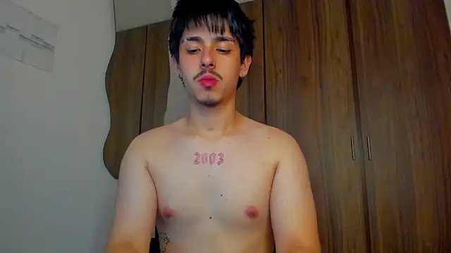 Maximo_Miller webcam