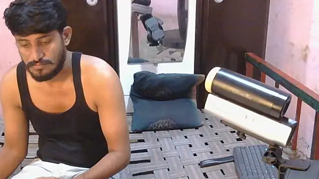 HotXKrish webcam