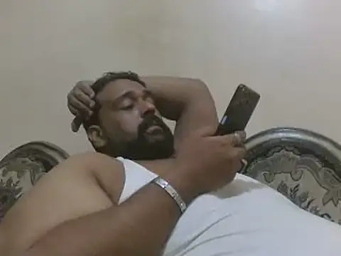elpoop7305 webcam