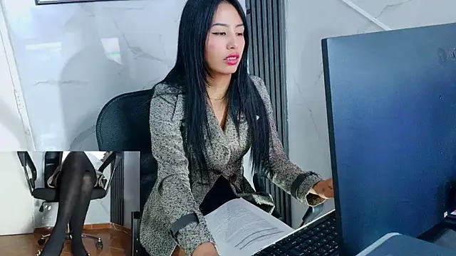 Miss_Charlottet webcam