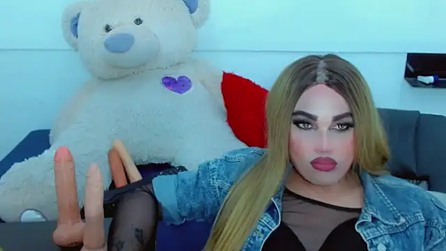 NharaBigCock webcam
