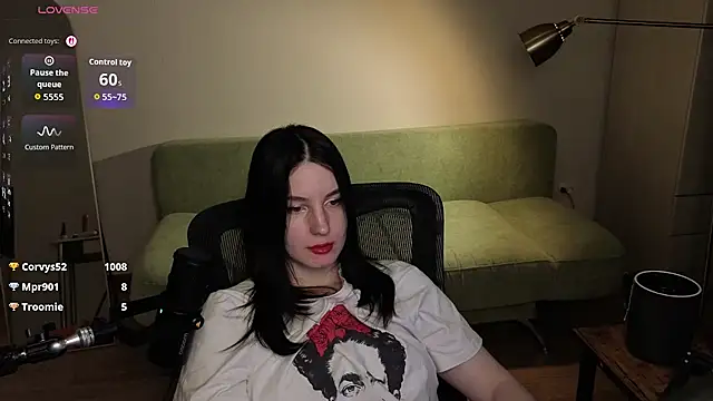 Naomi_Velvet webcam