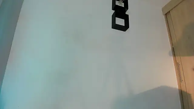 Nanny_11 webcam