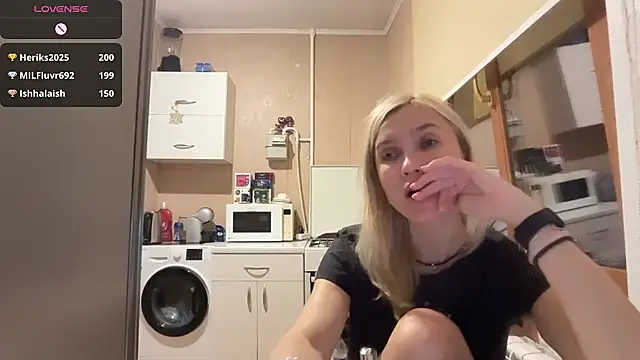 angeljeni - AngelJeni's free webcam - UK Sex Cams