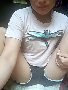 Momo-biki webcam