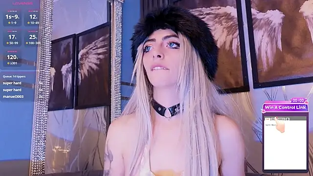Pinky_doll777 webcam