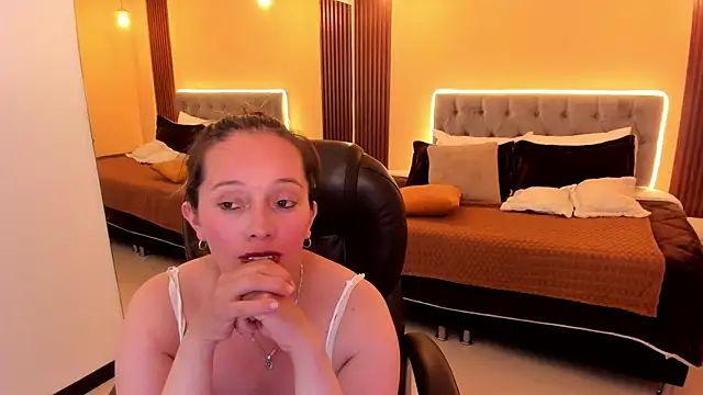 Victoria__blake_ webcam