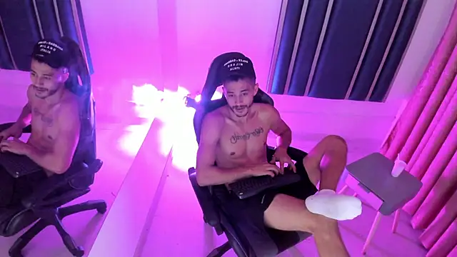 Damiam_23 webcam