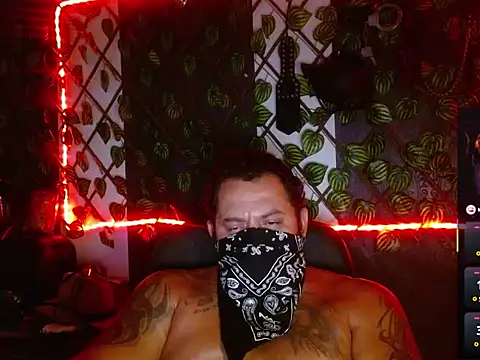 mr_wolf46 webcam