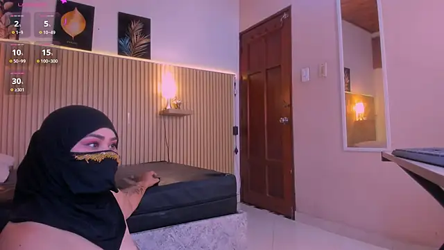samanee_konn webcam