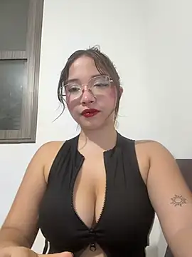 AliciaWhite_nt webcam