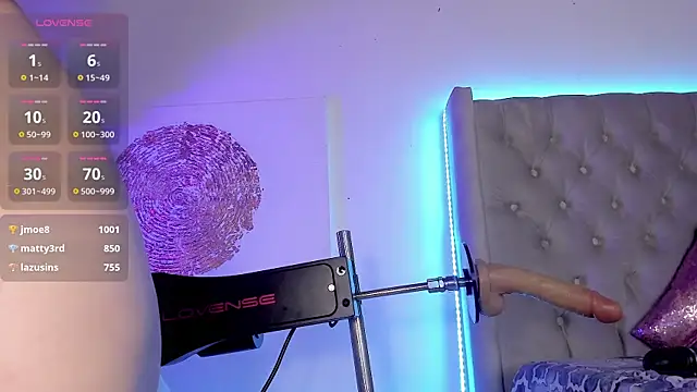julietaanalsquirt