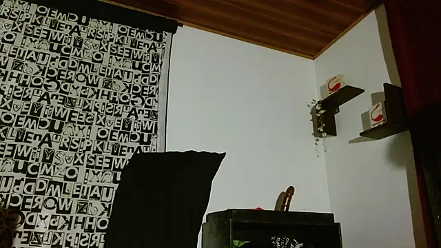 DULCE_ZOE webcam