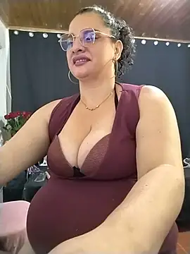 Aleja_Gonzales webcam